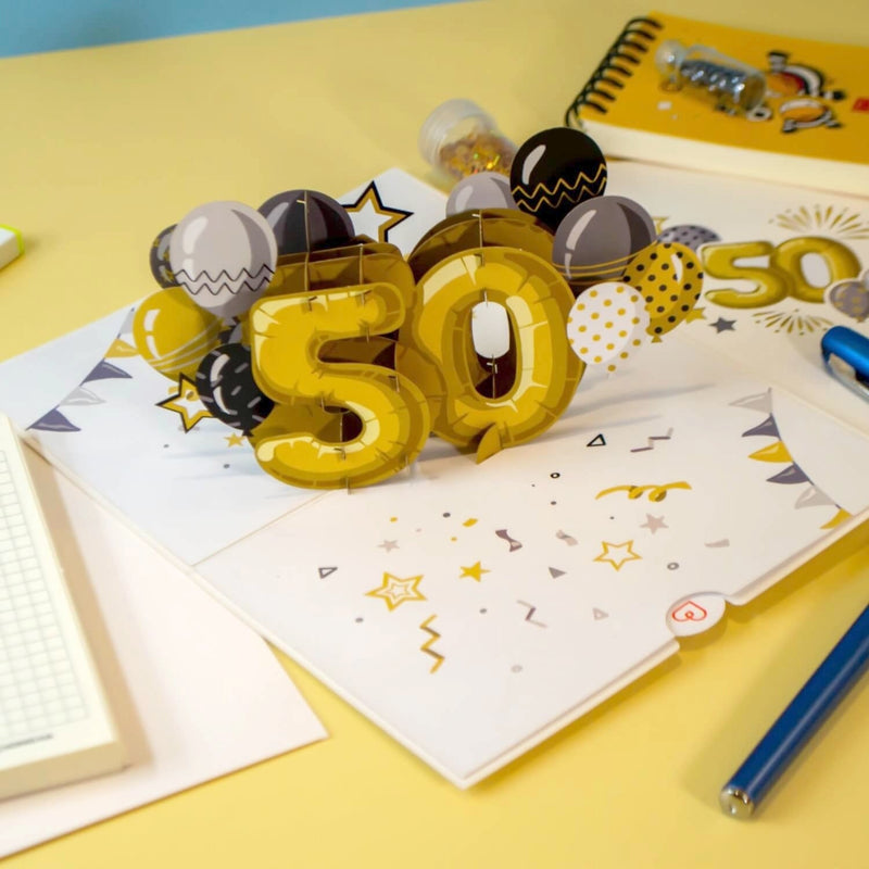 Biglietto auguri compleanno 50 anni Blu - Parole di Carta Biglietto auguri compleanno 50 anni Blu - Parole di Carta